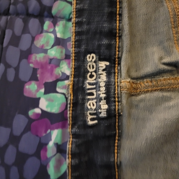 Maurices High Rise Curvy Jeans - Picture 2 of 6